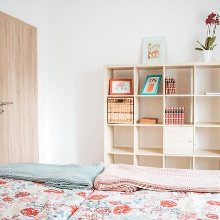 Entoli Apartment Podnanos Luaran gambar